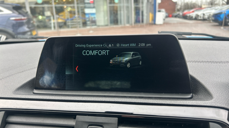 BMW 1 Series 118i [1.5] Sport 5dr [Nav/Servotronic] Petrol Hatchback